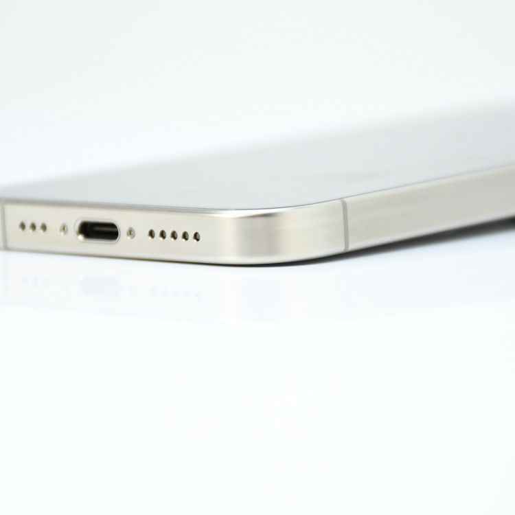 �����ʡ������ɹ�96%��docomo SIM�ե꡼iPhone15 Pro 256GB