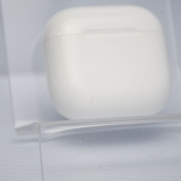 AirPods 4��ANC��A3055 �����ƥ��֥Υ�������󥻥����ܥ�ǥ�