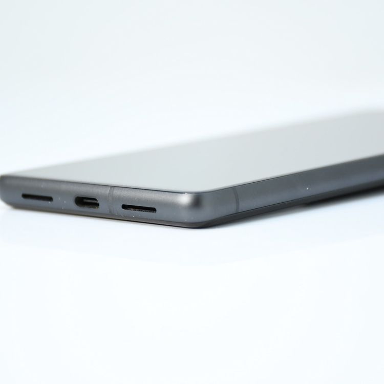 �ڱվ����ʡ�SIM�ե꡼ Google Pixel7 128GB Obsidian