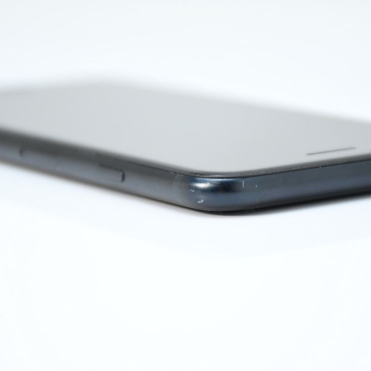 Touch ID󥯡SIMե꡼ iPhoneSE 裳 64GB ߥåɥʥ