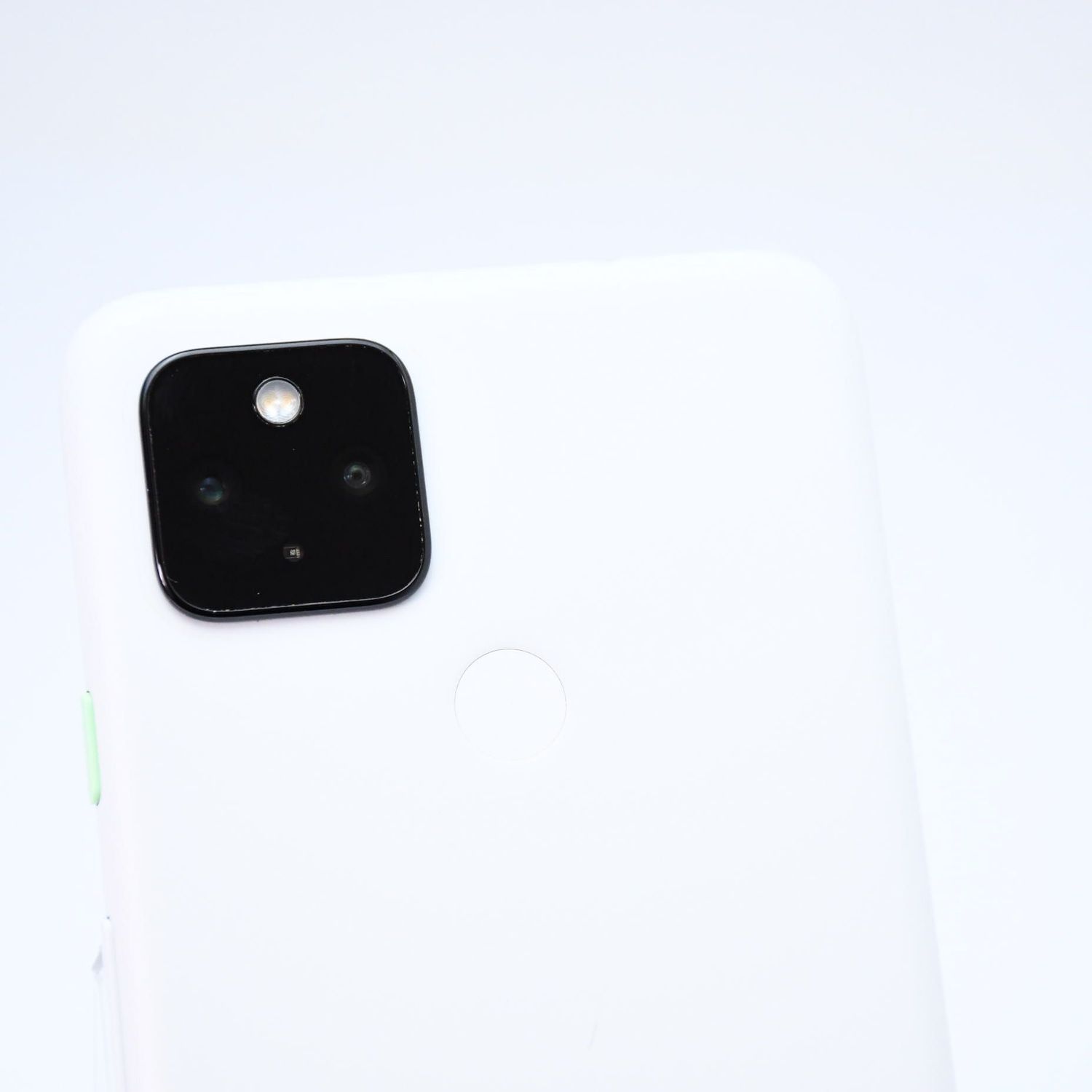 ムスビー｜【美品】SIMフリー Google Pixel4a（5a）128GB ホワイト 