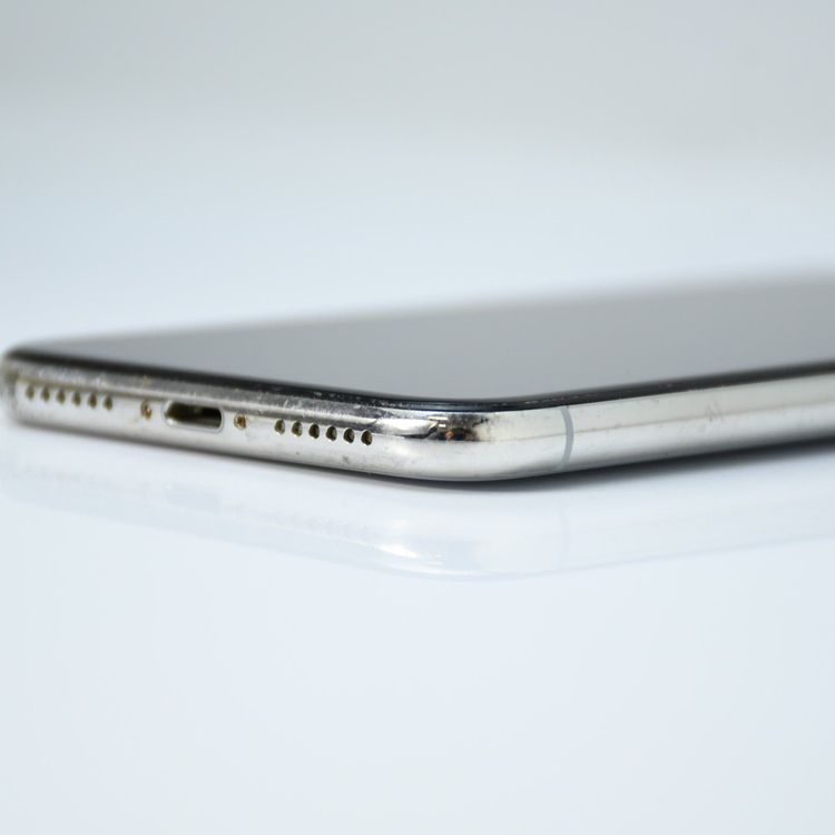 �ڱվ����ʡ�ư��ġ�����100 %��Softbank SIM�ե꡼iPhone X 64GB