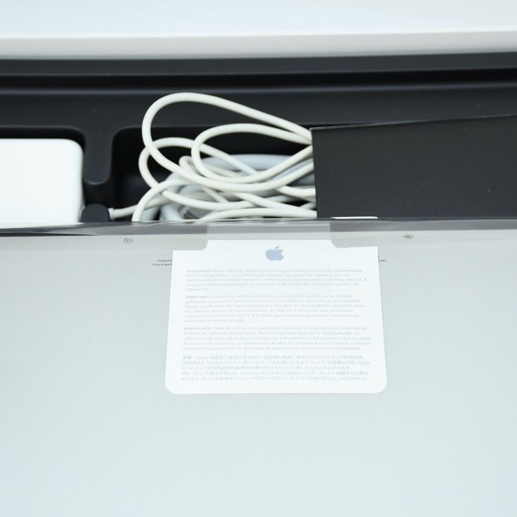 �ڽ�����73���MacBook Air  13�����(Early 2014) 4GB/128GB