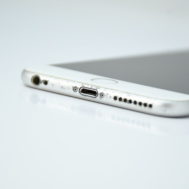 �ڥХåƥ꡼��������100���docomo SIM�ե꡼iPhone 6s Plus 64GB