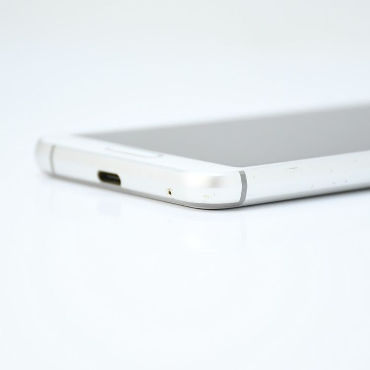 �ڱվ����ʡ�SIM�ե꡼docomo AQUOS sense3 SH-02M ����С��ۥ磻��