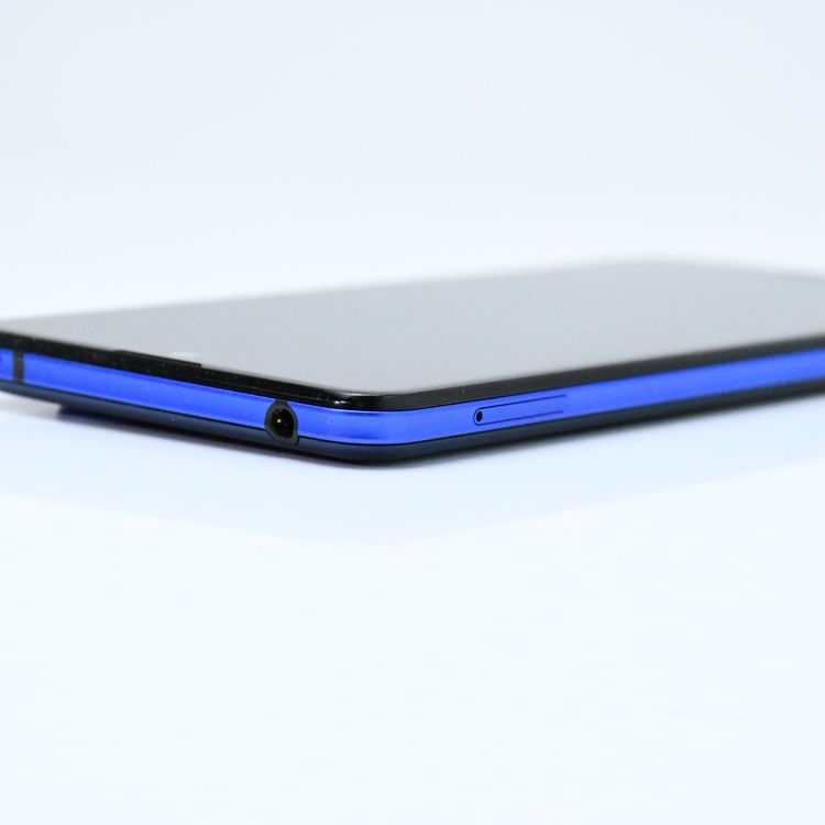 ڥ󥯡au SIMե꡼ AQUOS R5G SHG01 ֥å쥤