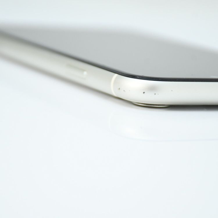 �ڱվ����ʡ�SIM�ե꡼ iPhone11 128GB �ۥ磻��