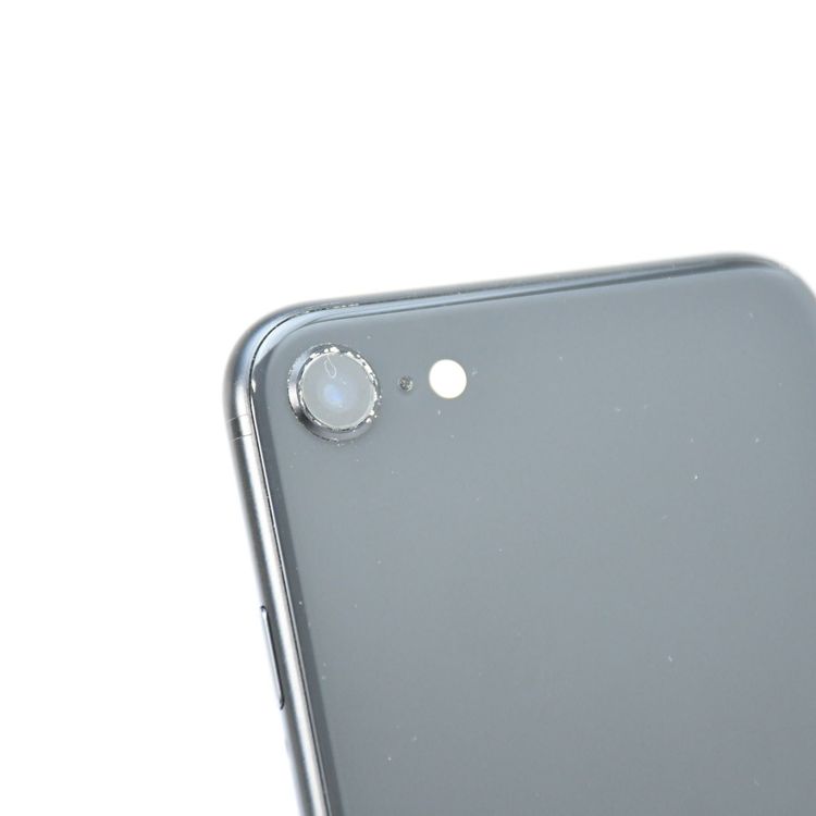 �ڱվ����ʡ�SIM�ե꡼ iPhone SE �裲���� 64GB �֥�å�