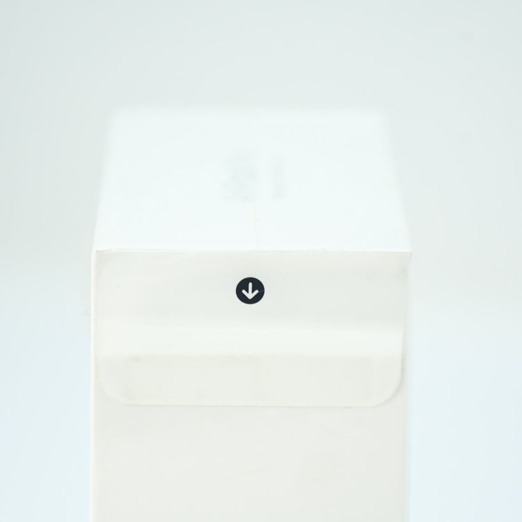 �ڿ���̤������AirPods Pro ��1���� with MagSafe Case MWP22J/A