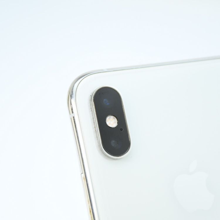 �ڱվ����ʡ�ư��ġ�����100 %��au SIM�ե꡼iPhone X 256GB ����С�