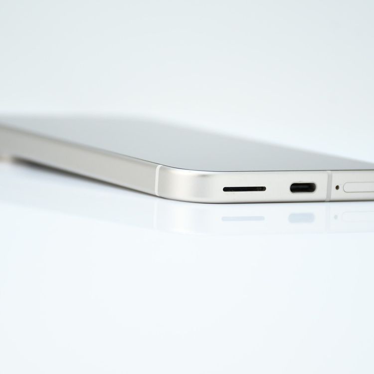 �ڿ���Ʊ�͡�SIM�ե꡼ docomo Google Pixel 9 �ݡ������