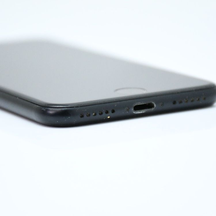 ưġХåƥ꡼100 %au SIMե꡼ iPhone SE 裲 64GB
