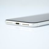 ����°�ʡ�̤�����ʡ˴�����SIM�ե꡼iPhone SE �裲���� 128GB �ۥ磻��