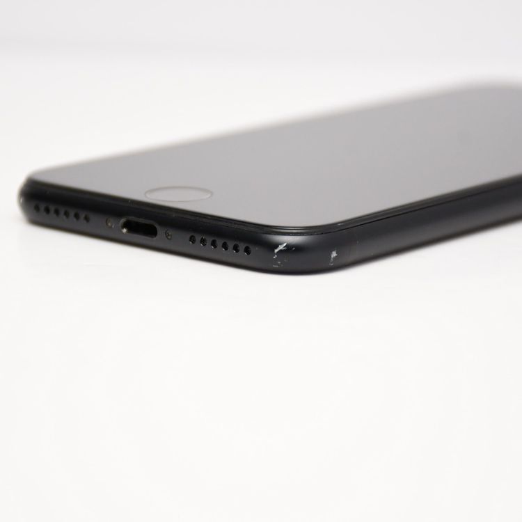 �ڥ���󥯡�ư���ǽ��SIM�ե꡼ iPhone SE����2�����64GB �֥�å�