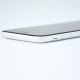 SIM�ե꡼ iPhone SE �裲���� 64GB �ۥ磻��