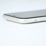 ��ư��ġ�����100 %���վ����ʡ� docomo SIM�ե꡼ iPhone11 64GB�ۥ磻��