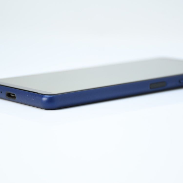 �ڱվ����ʡ������ɹ���SIM�ե꡼ Y!mobile Xperia 10 II A001SO �֥롼