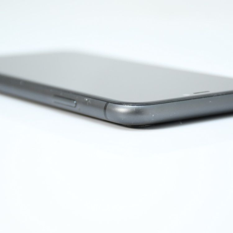 �ڱվ����ʡ�SIM�ե꡼ iPhone11 64GB �֥�å�