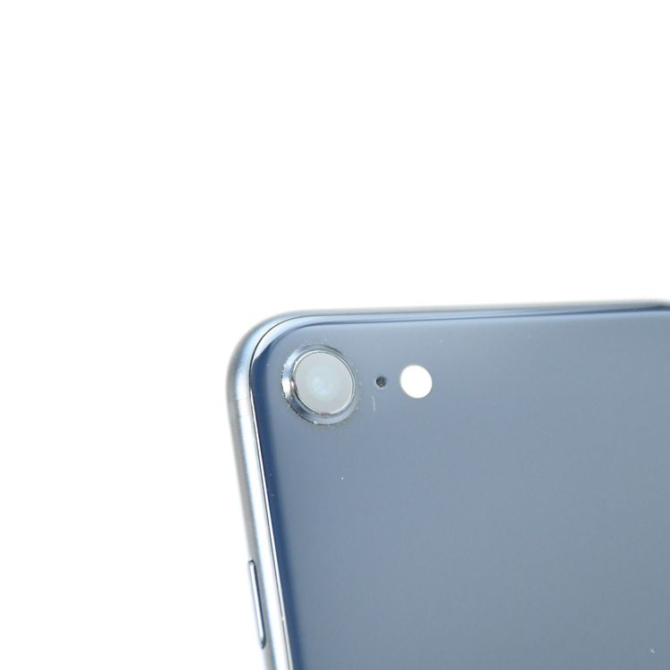 �����ʡ������Хåƥ꡼90%��SIM�ե꡼ iPhone SE��3���� 64GB�ߥåɥʥ���