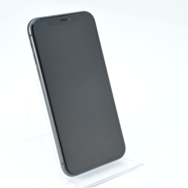 �ڱվ����ʡ������Хåƥ꡼��������85���au SIM�ե꡼ iPhone11 64GB �֥�å�