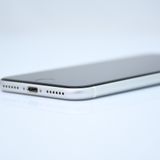 ڽХåƥ꡼80%SIMե꡼ iPhone SE 2 64GB ۥ磻