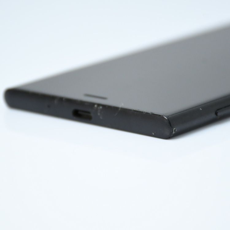 ���������SIM�ե꡼ au Xperia XZ1 SOV36 �֥�å�