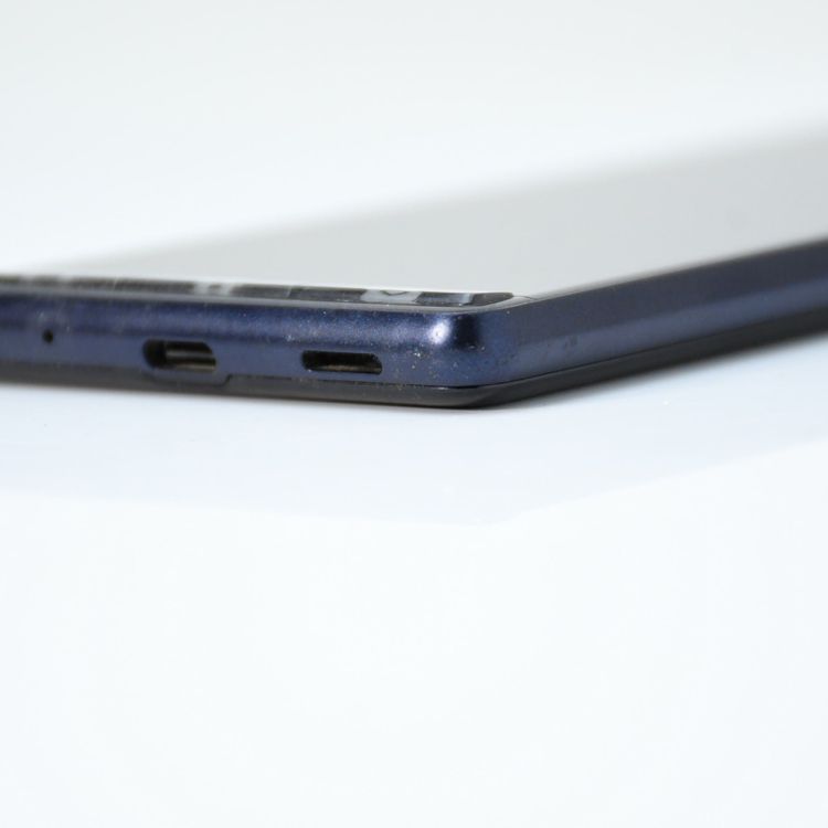 �ڱվ����ʡ�SIM���å������ SoftBank ����ץ륹�ޥ�5 A001SH