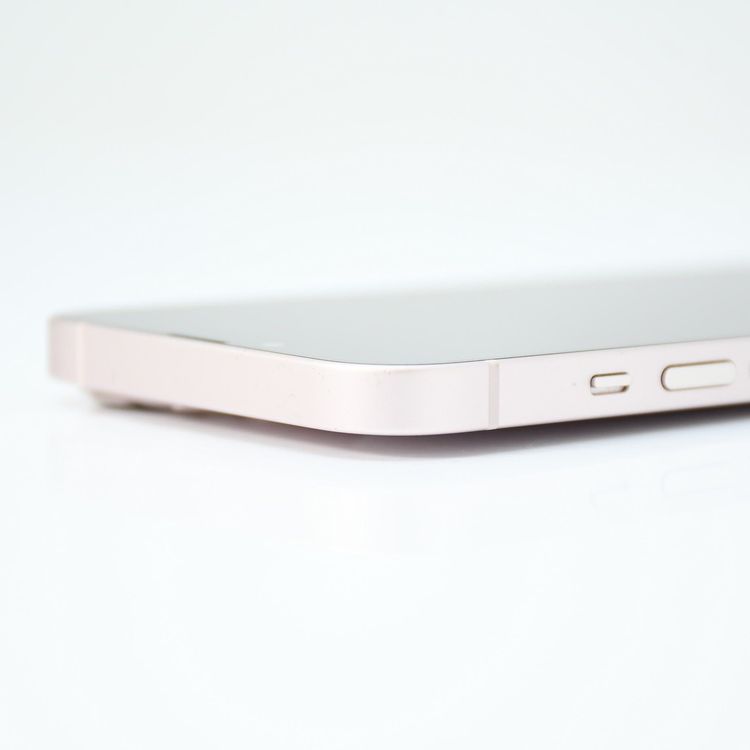 �ڱվ����ʡ������Хåƥ꡼82���docomo SIM�ե꡼ iPhone13 256GB �ԥ�