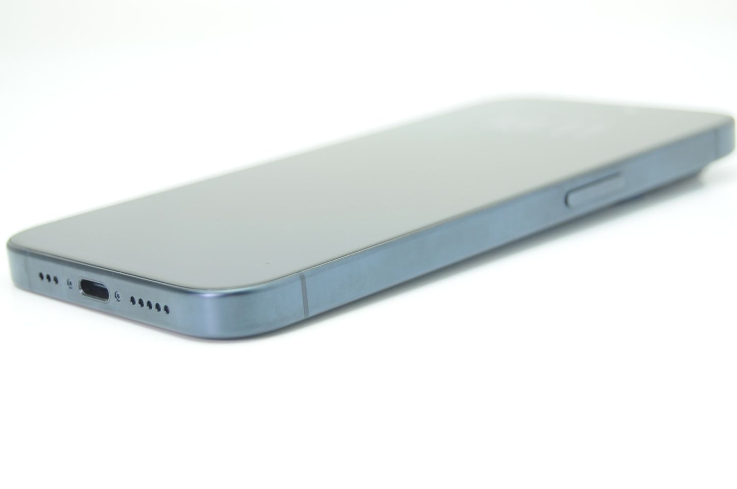 ムスビー｜美品＊電池新品同様100%＊au版 iPhone15 Pro 256GB＊付属品 