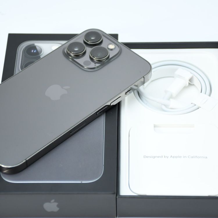 �ڱվ����ʡ���°�ʴ�����docomo SIM�ե꡼ iPhone13 Pro 256GB����ե�����