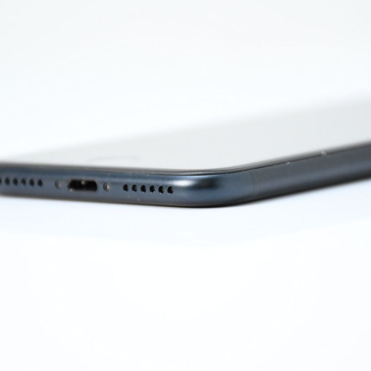 ��ư��ġ��Хåƥ꡼��������100���au SIM�ե꡼iPhoneSE �裳���� 64GB