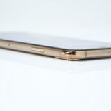 �����ʡ������Хåƥ꡼80���au SIM�ե꡼ iPhone XS Max 256GB �������