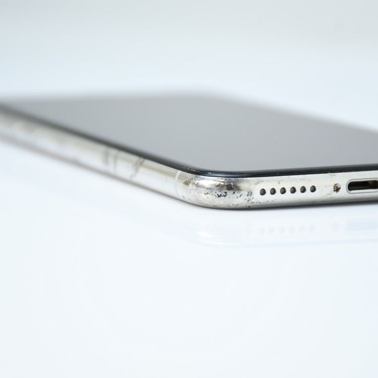 �ڱվ����ʡ�ư��ġ�����100 %��Softbank SIM�ե꡼iPhone X 64GB