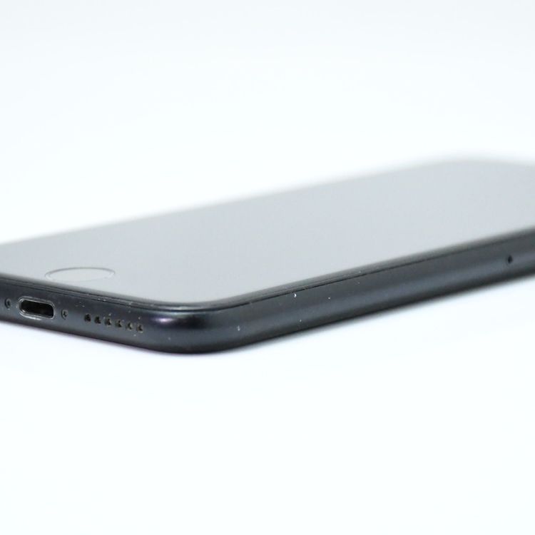 ưġХåƥ꡼100 %au SIMե꡼ iPhone SE 裲 64GB