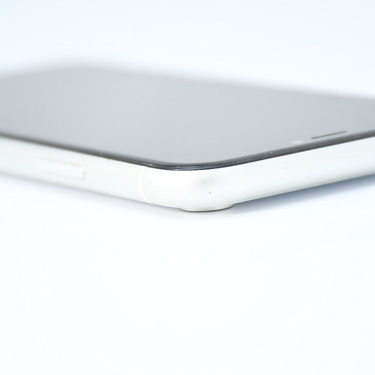 ��ư��ġ��վ����ʡ�SIM�ե꡼ iPhone XR 128GB �ۥ磻��