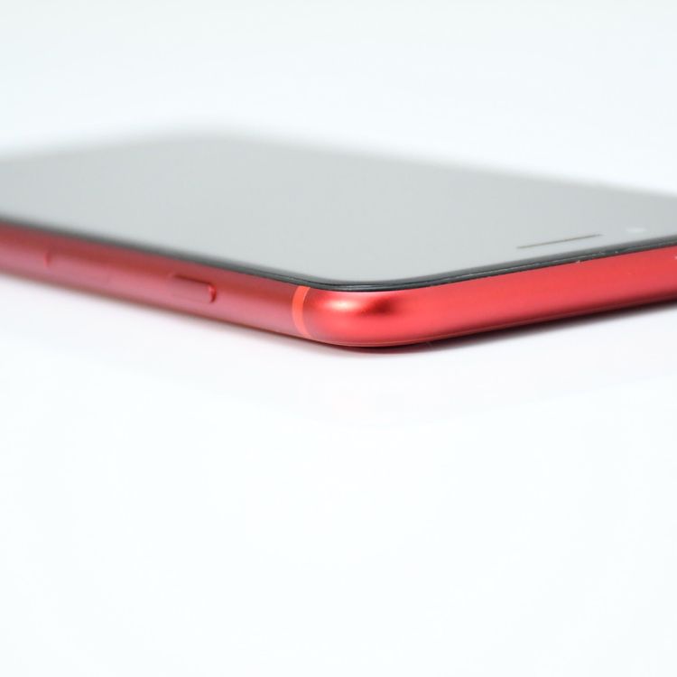 �����ʡ������Хåƥ꡼81���au SIM�ե꡼ iPhone SE �裲���� 64GB ��å�