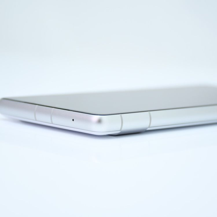 【液晶美品】SIMフリー Google Pixel7a 128GB Snow