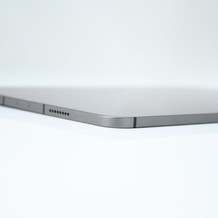 �ڱվ����ʡ�SIM�ե꡼ iPad Pro 11����� ��3���� 256GB MHW73J/A