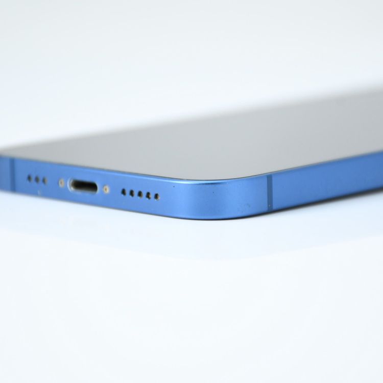 ڱվʡХåƥ꡼81%SIMե꡼ iPhone13 128GB ֥롼