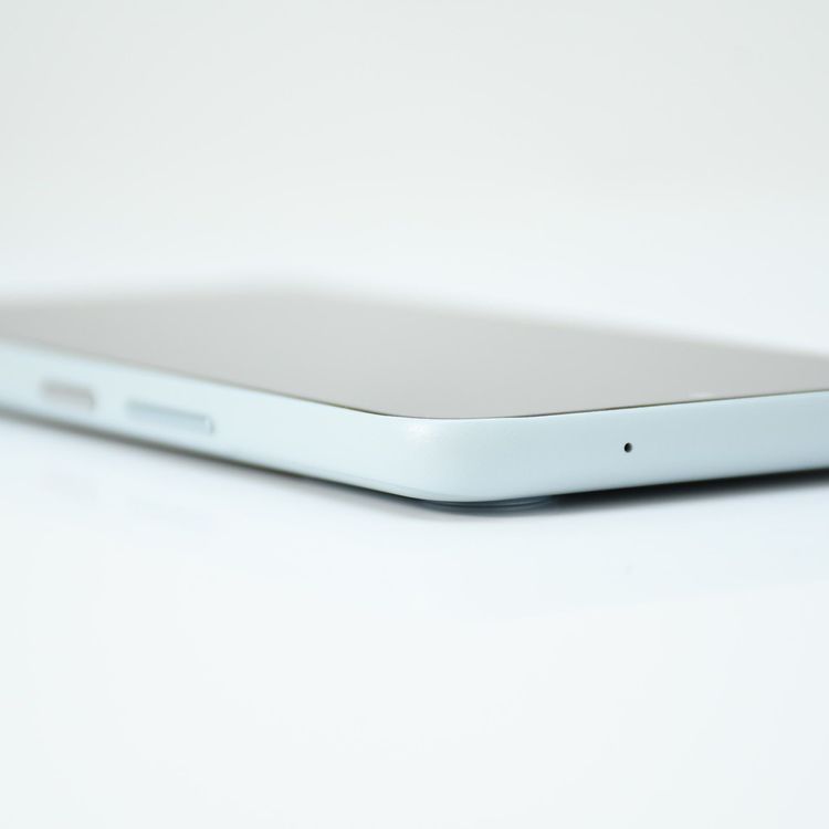 �ڿ���Ʊ�͡�SIM�ե꡼ au arrows We2 FCG02 �饤�ȥ֥롼