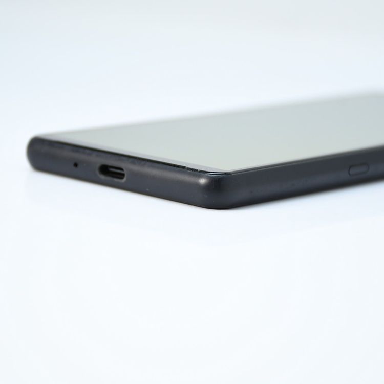 �ڥ���󥯡������ɹ���SIM�ե꡼ docomo Xperia 10 III SO-52B �֥�å�
