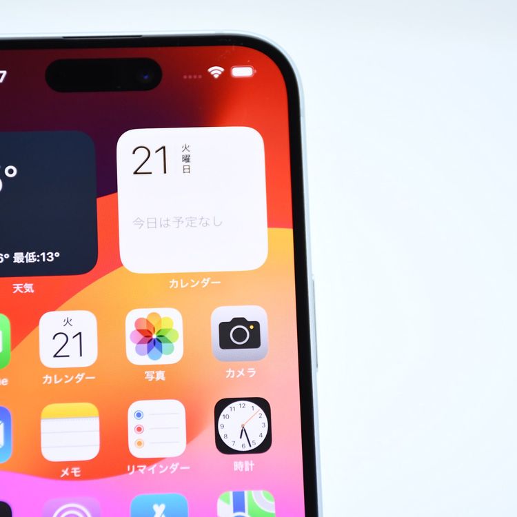 ڽХåƥ꡼100Ų23SIMե꡼ iPhone15 128GB ֥롼