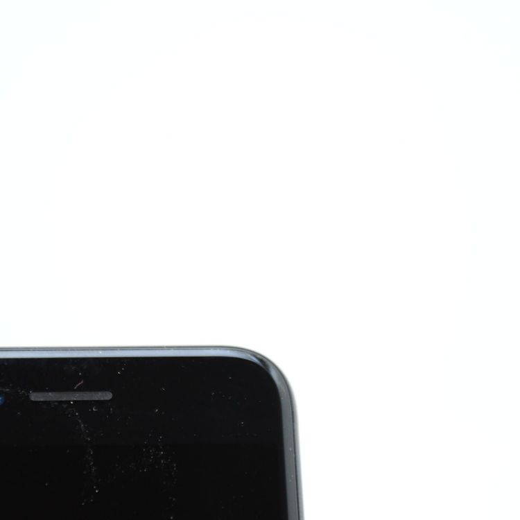 �ڽ����Хåƥ꡼�������� 86���SIM�ե꡼ iPhone SE �裲���� 64GB �֥�å�