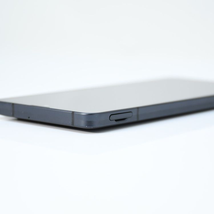 ��������������ɹ���au SIM�ե꡼ AQUOS sense6 SHG05 �֥�å�