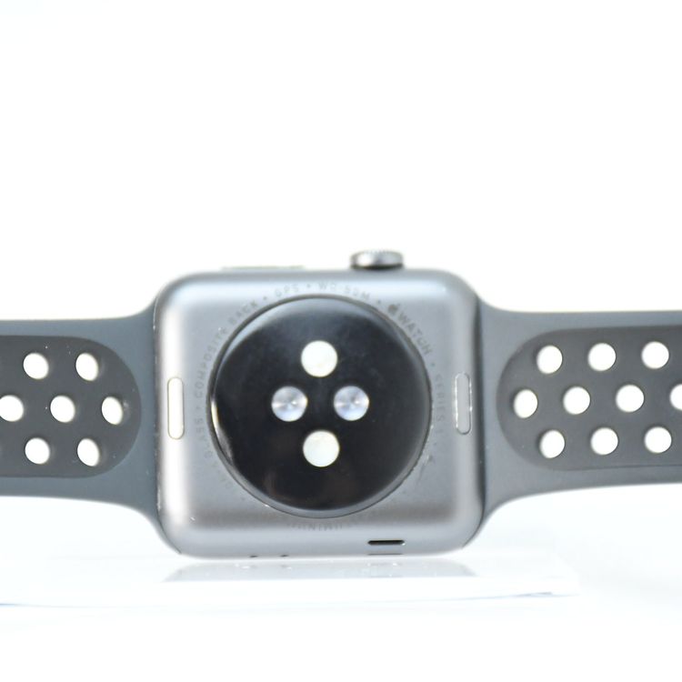 �ڥХåƥ꡼��������91���Apple Watch Series 3 GPS��ǥ� 42mm