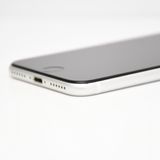 �ڥ���󥯡�SIM�ե꡼ iPhone SE����2�����128GB �ۥ磻��