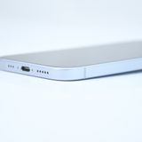 ڽХåƥ꡼100Ų6SIMե꡼ iPhone15 128GB ֥롼