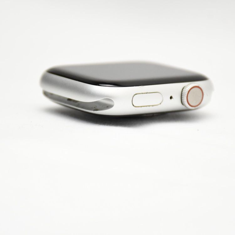 ������97%��Apple Watch Series 9 45mm GPS + Cellular��ǥ�