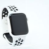 Apple Watch Nike SE GPS��ǥ� 40mm MYYD2J/A