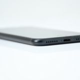 �����ʡ���������80%��docomo SIM�ե꡼ iPhone SE��3���� 64GB�ߥåɥʥ���